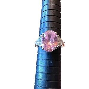 Cocktail ring sparkly oval shaped pink stone, trillion cut crystal stones Sz 9